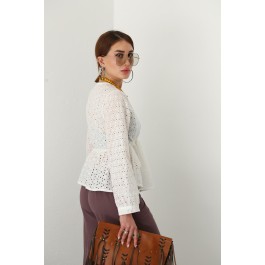 Blouse col V en broderie anglaise