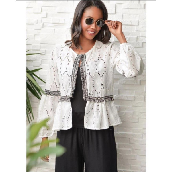 Veste en broderie anglaise et franges