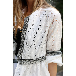 Veste en broderie anglaise et franges