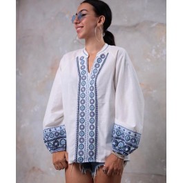 Blouse à broderies géométriques