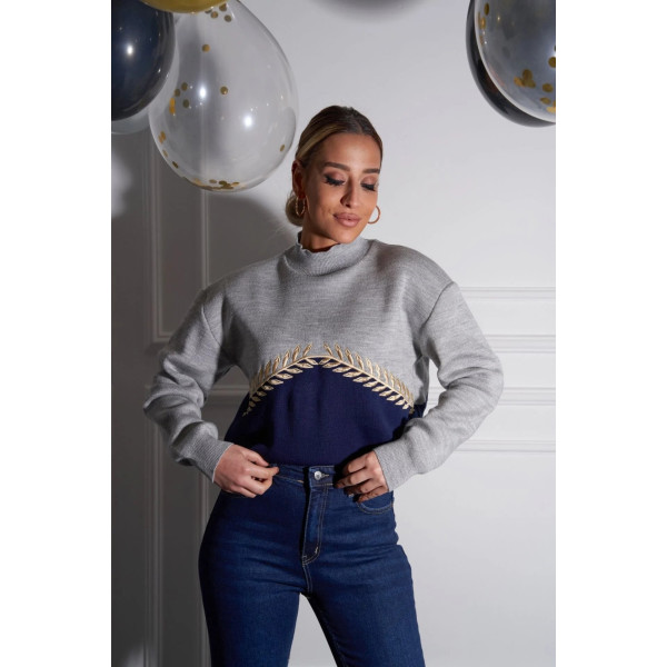 Pull gris bleu broderie doree