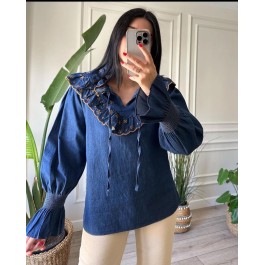 Blouse en jean à broderies et volants