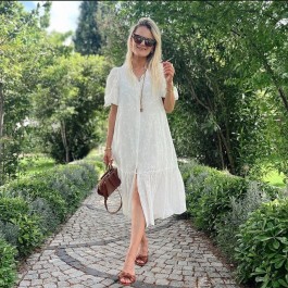 Robe longue à volants et broderie anglaise Robe longue à volants et broderie anglaise
