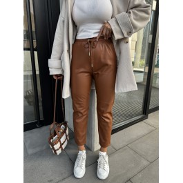 Pantalon droit en simili cuir marron