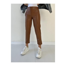Pantalon taille haute en simili cuir marron