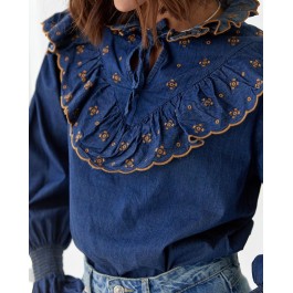 Blouse en jean à broderies et volants