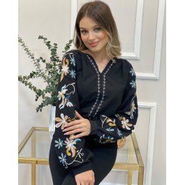 Blouse à broderie florale col V