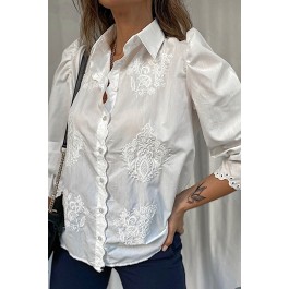 Chemise brodée blanche