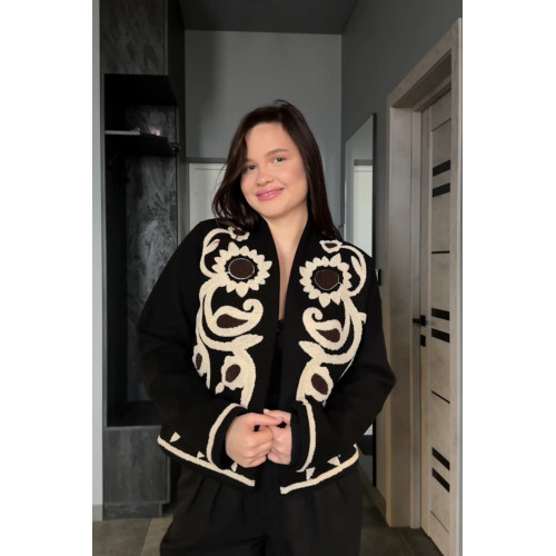 Veste lainage broderie florale noire