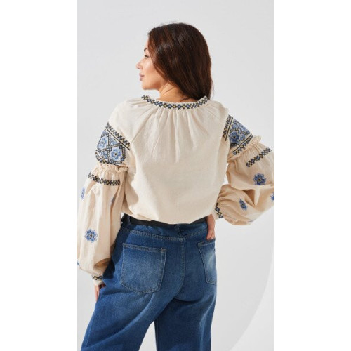 Blouse à broderie ethnique beige
